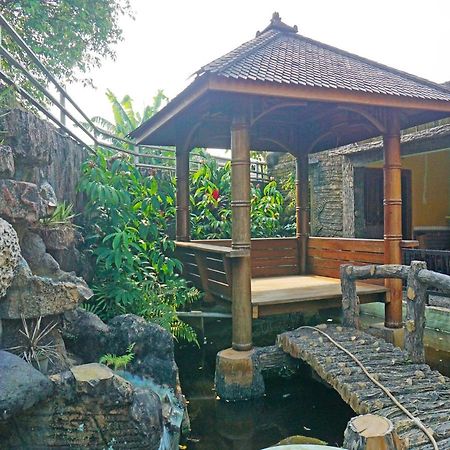 Oyo 90369 An Nur Family Homestay Syariah Cigombong المظهر الخارجي الصورة