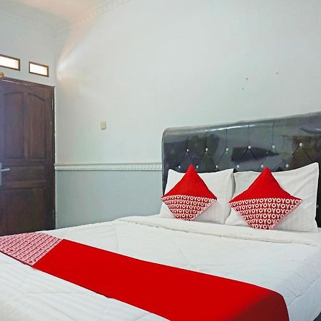 Oyo 90369 An Nur Family Homestay Syariah Cigombong المظهر الخارجي الصورة