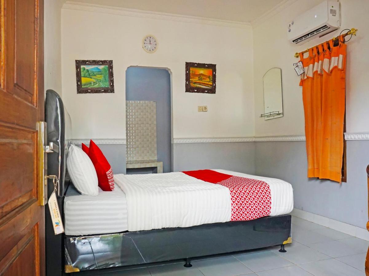 Oyo 90369 An Nur Family Homestay Syariah Cigombong المظهر الخارجي الصورة