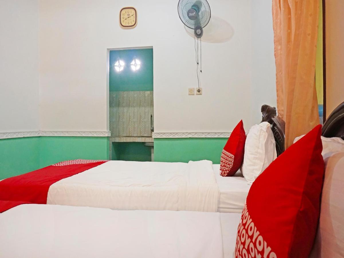 Oyo 90369 An Nur Family Homestay Syariah Cigombong المظهر الخارجي الصورة