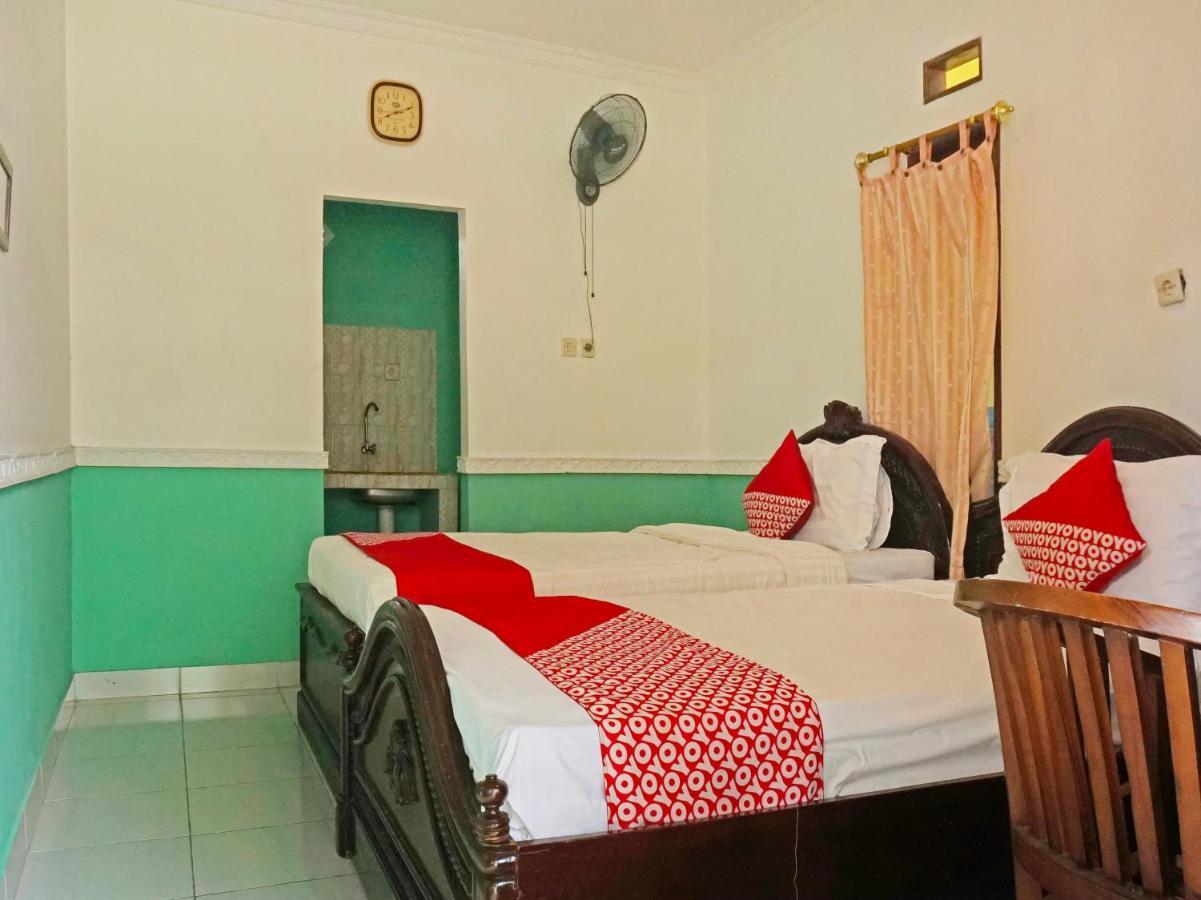 Oyo 90369 An Nur Family Homestay Syariah Cigombong المظهر الخارجي الصورة
